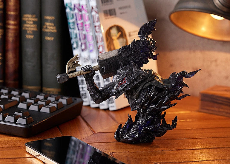 BERSERK Volume 42 SPECIAL EDITION WITH FIGURE GUTS BERSERKER ARMOR - JAPAN EXCLUSIVE