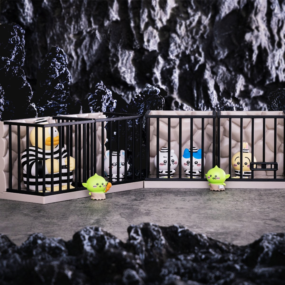 Chiikawa GPSBOX Figure Collection - Prison Complete Set of 4 Types
