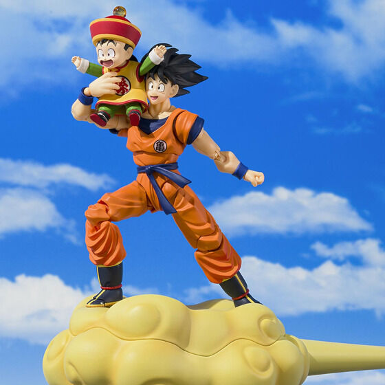 Dragon Ball Z S.H.Figuarts - Son Goku and Son Gohan with Flying Nimbus