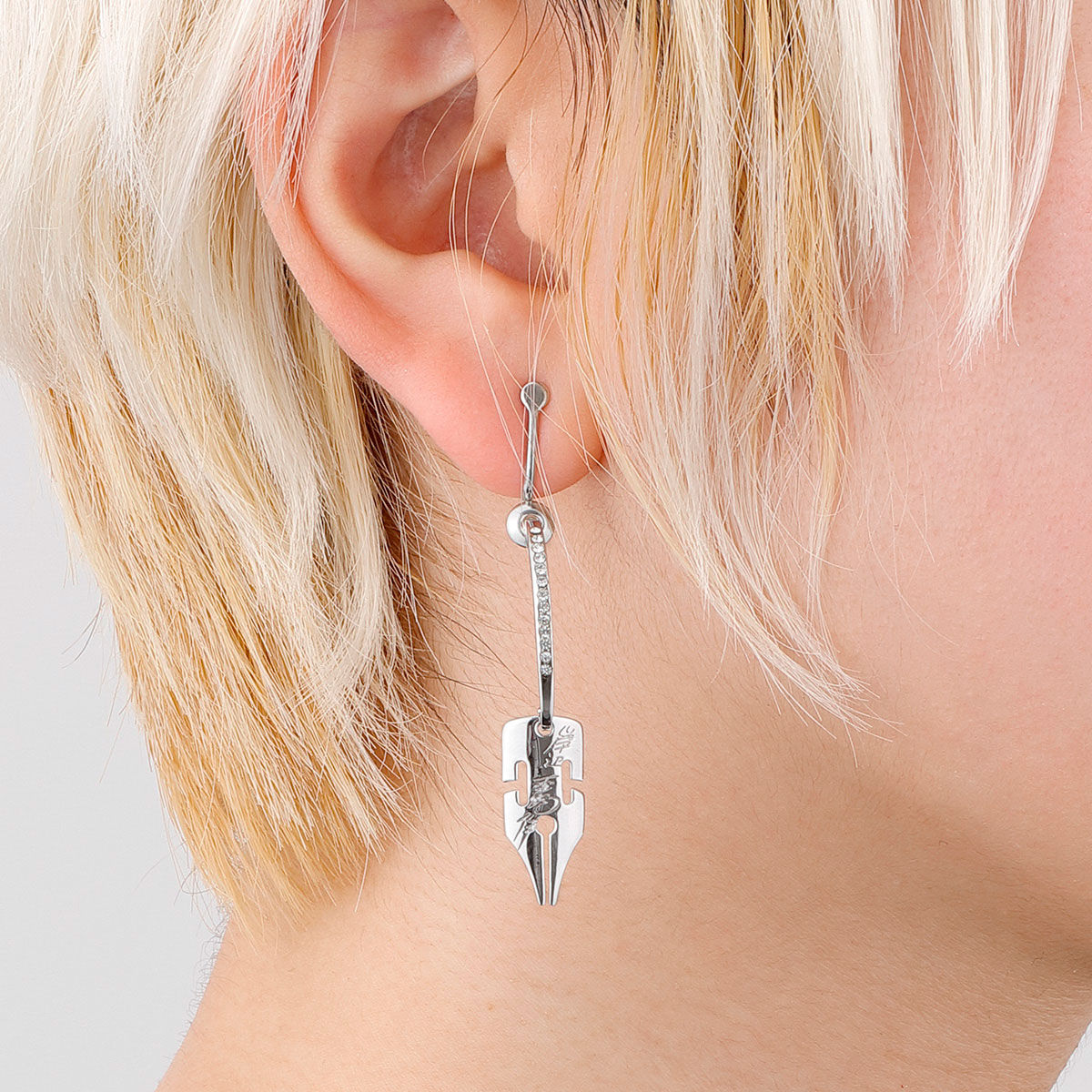 JoJo's Bizarre Adventure Diamond is Unbreakable - Kishibe Rohan G-Pen Earrings/Earrings