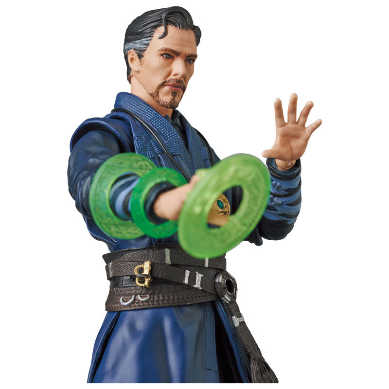 MAFEX No.152 - Doctor Strange (Infinity War Ver.)