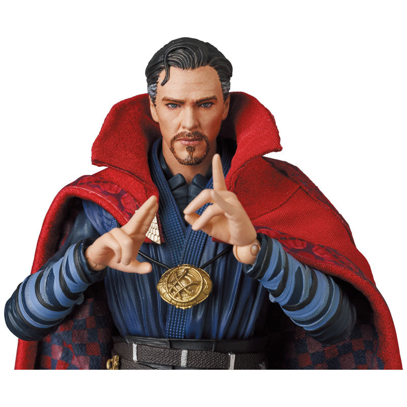 MAFEX No.152 - Doctor Strange (Infinity War Ver.)
