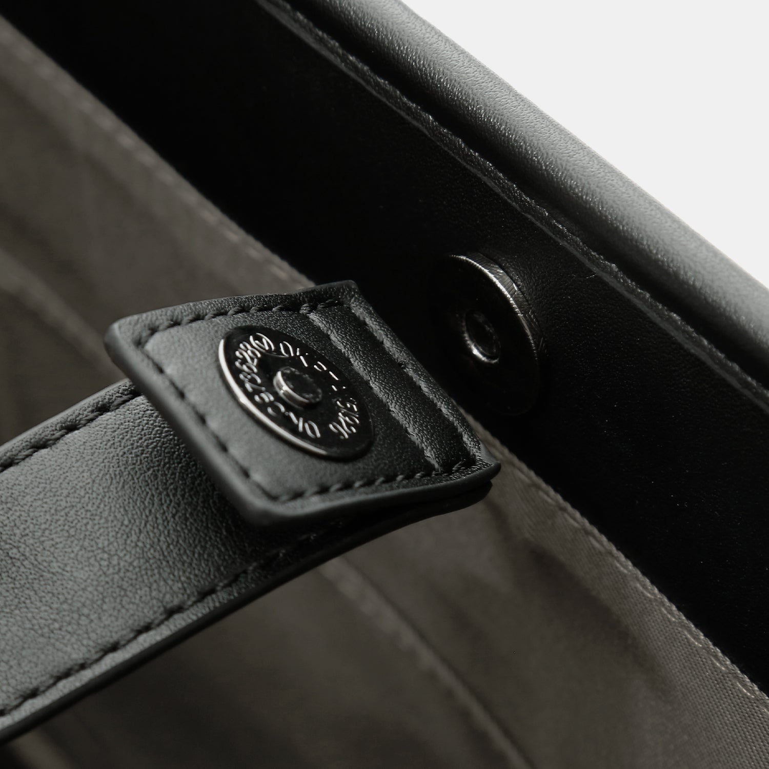 Final Fantasy IX x Daimaru Matsuzakaya Fashion Collection - Vivi 2-Way Tote Bag