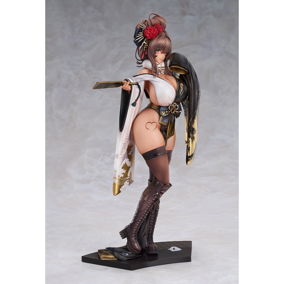 Goddess of Victory Nikke Figure - Noir Black Rabbit