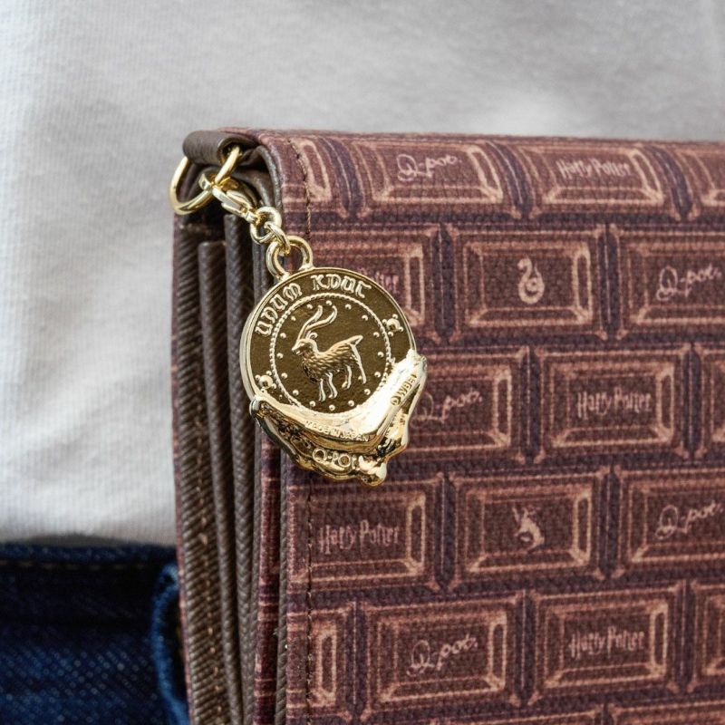 Harry Potter x Q-pot Collection - Hogwarts Chocolate Short Wallet