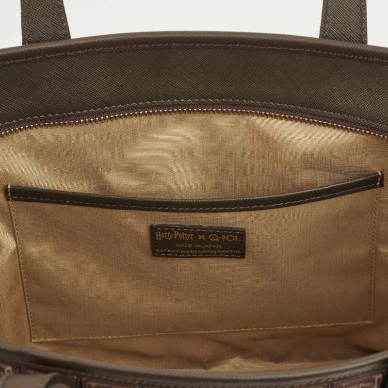 Harry Potter x Q-pot Collection - Hogwarts Chocolate Zip Tote Bag