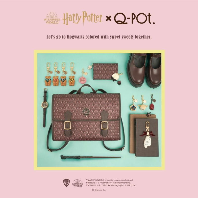 Harry Potter x Q-pot Collection - Hogwarts Chocolate Zip Tote Bag