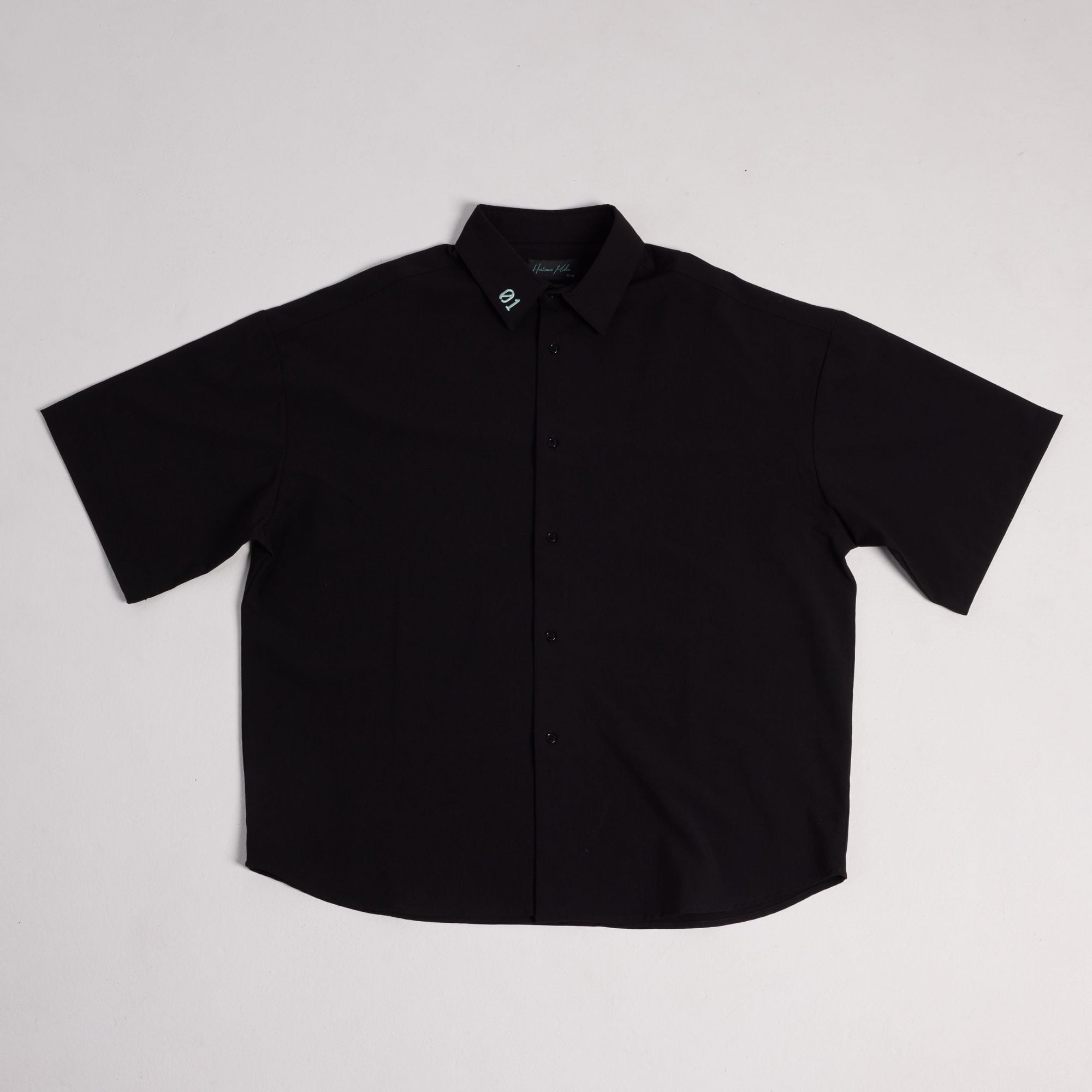 Hatsune Miku - Oversized Short Sleeved Shirt