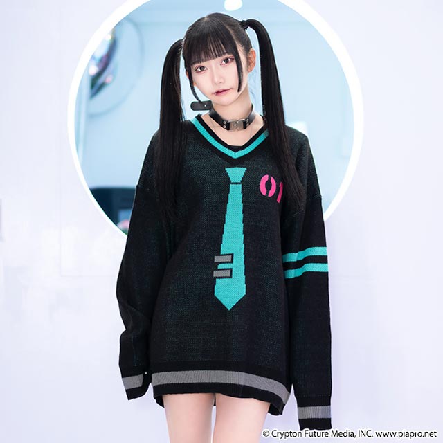 Hatsune Miku x Listen Flavor - Hatsune Miku V-Neck Knit Black