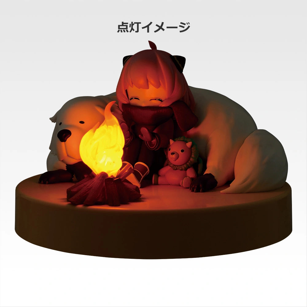Ichiban Kuji Spy X Family Get ready to have fun! - Last One Prize Bonfire Light Figure Last One ver.