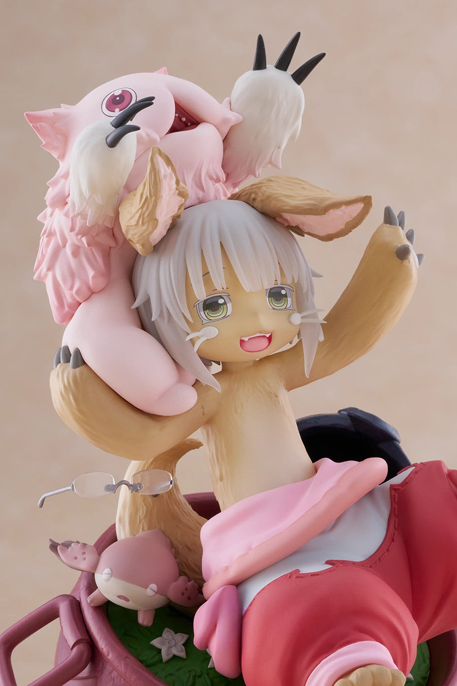 Made in Abyss Golden City of The Fiery Sun AMP+ Figure - Mitty + Nanachi