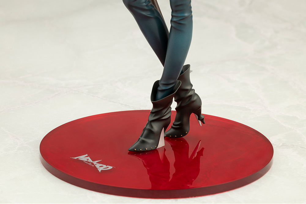 Metaphor: ReFantasio Kotobukiya - Hulkenberg