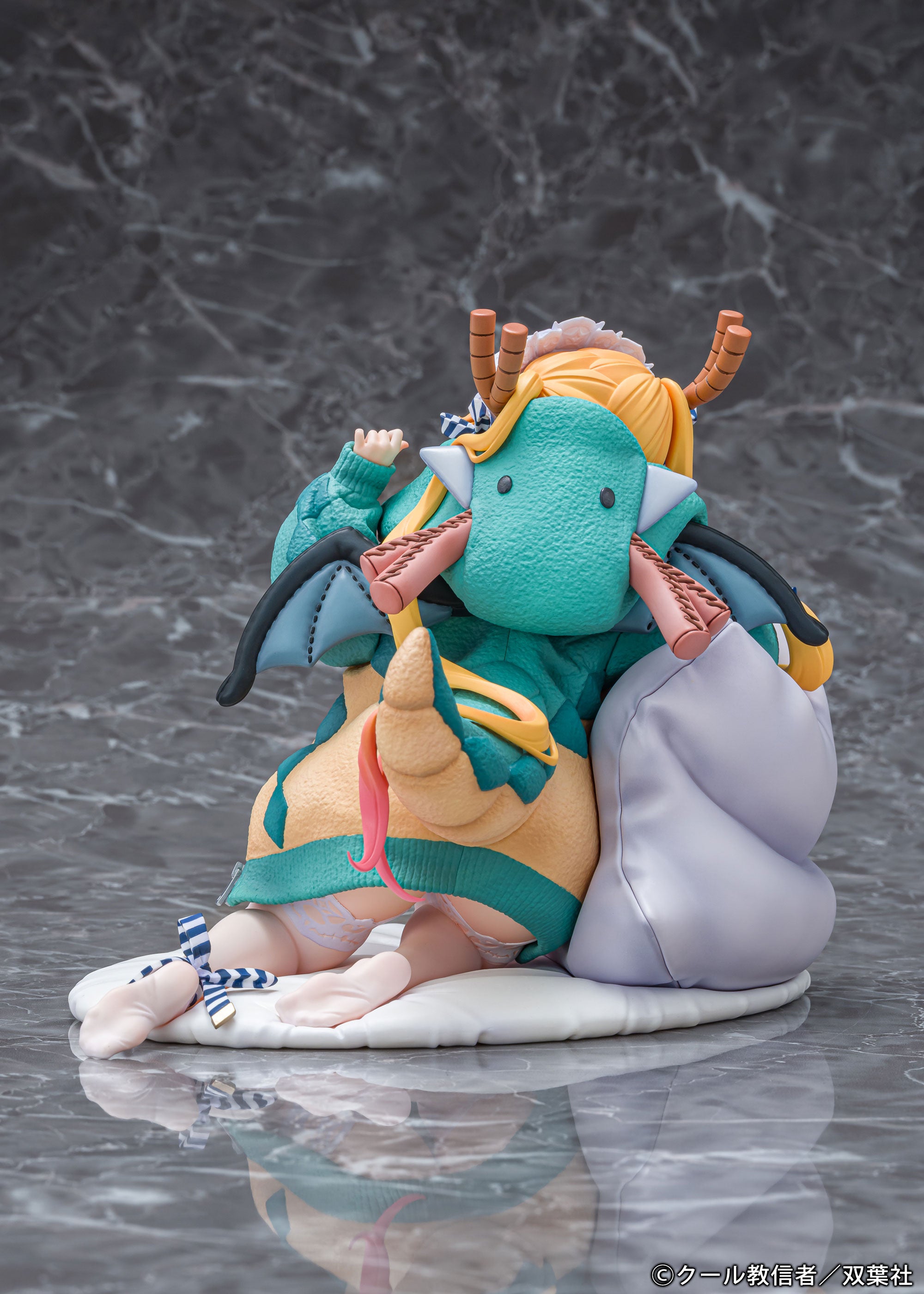 Miss Kobayashi's Dragon Maid Figure - Tohru Relaxing Ver. 1/7 Scale Figure
