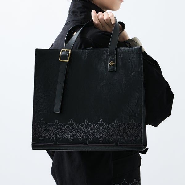 NieR DESIGN刺繍2WAY BODY BAG【BLACK】 ×2点 NieR Automata - 2-Way Tote Bag YoRHa Unit Model – JumpIchiban