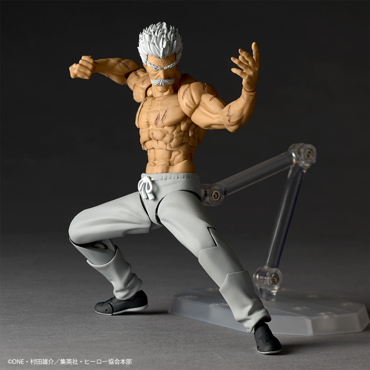 One-Punch Man Revoltech Amazing Yamaguchi Figure - Silver Fang 