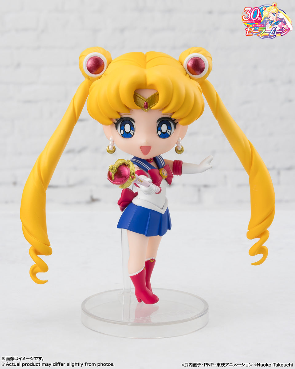Pretty Guardian Sailor Moon Figuarts Mini - Sailor Moon Crystal Star Compact Edition