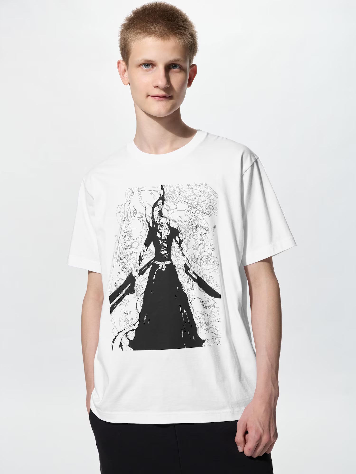 Shueisha's 100th Anniversary x Uniqlo Fashion Collection - Bleach (2 Types)