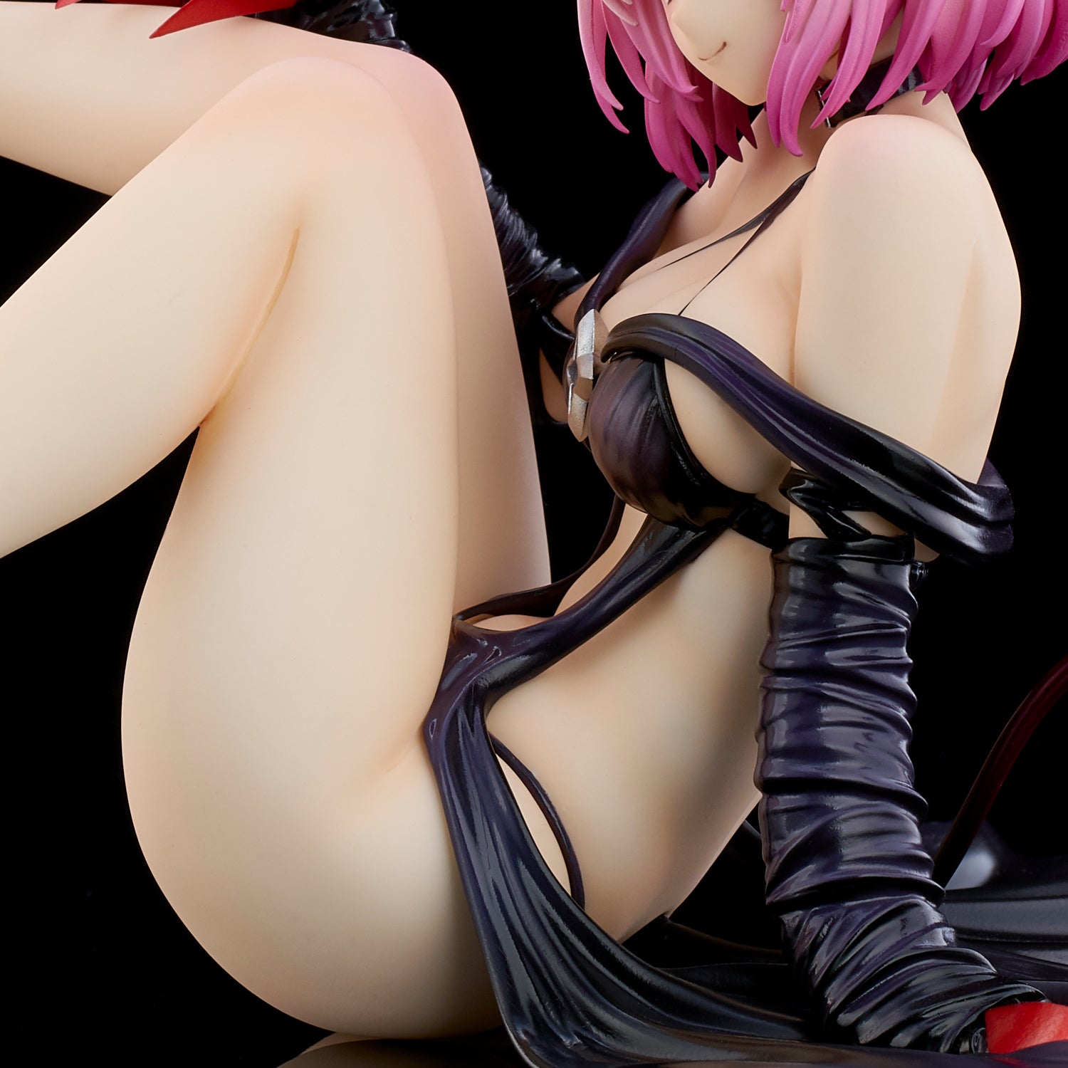 To Love Ru Darkness Renewal Package Ver. - Momo Belia Deviluke Darkness Ver. 1/6