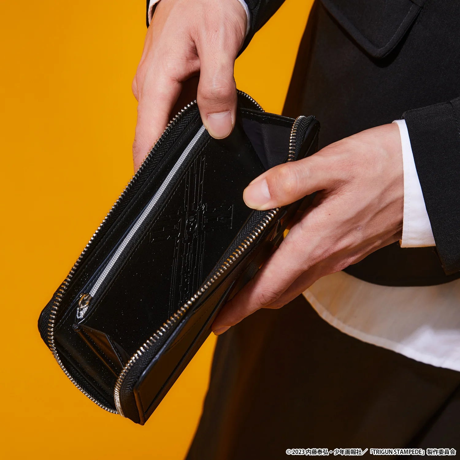 Trigun Stargaze x Supergroupies - Vash the Stampede Model Long Wallet Trigun Stargaze