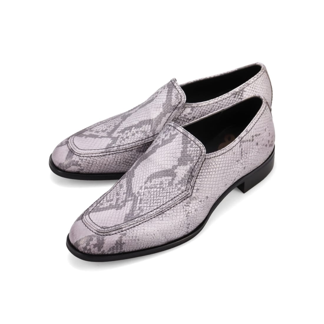 Yakuza: Like a Dragon Footwear Collection - Kiryu Kazuma Model
