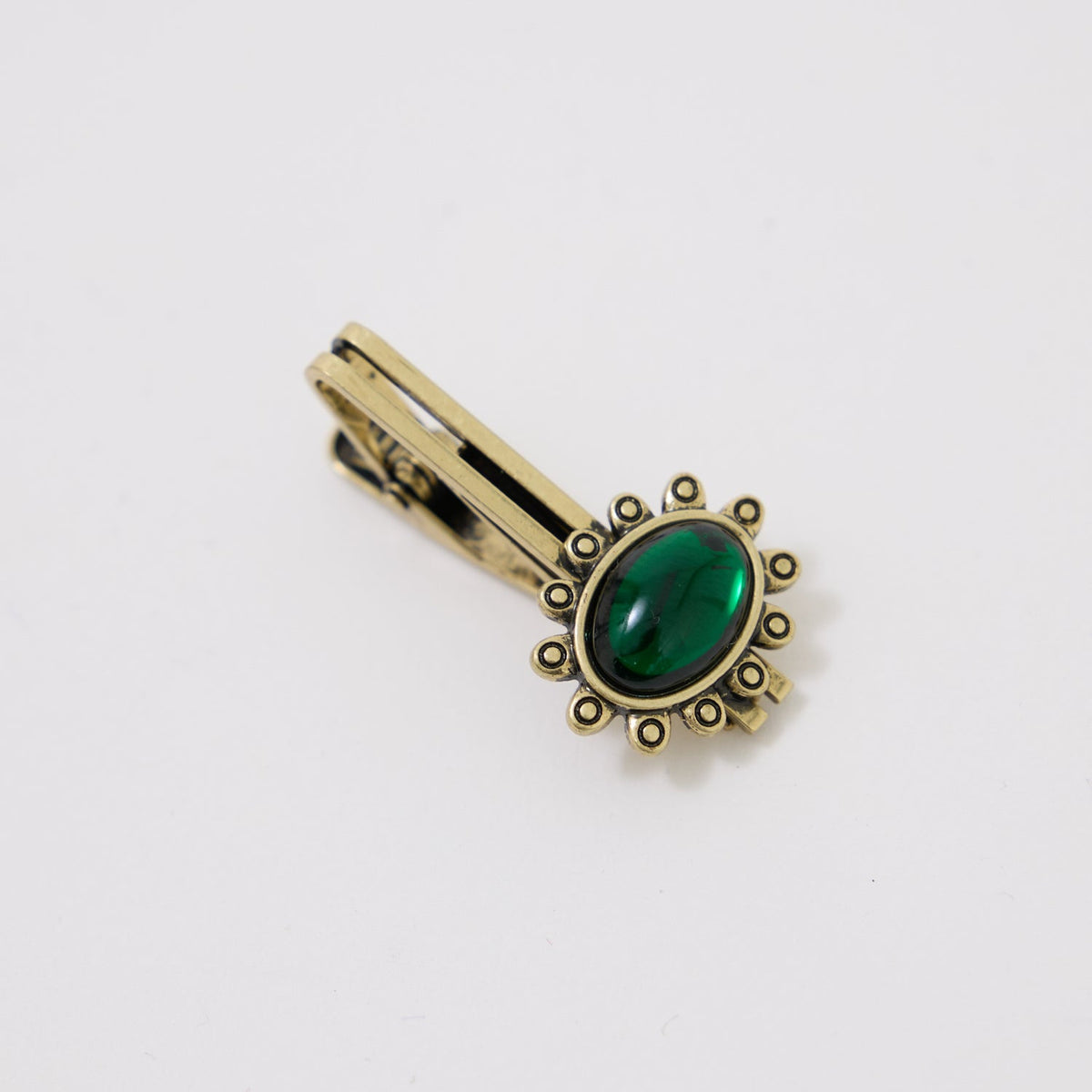Bloodborne SuperGroupies Lady Maria of the Astral Clocktower Necktie and Tie Pin Set — official product view 7