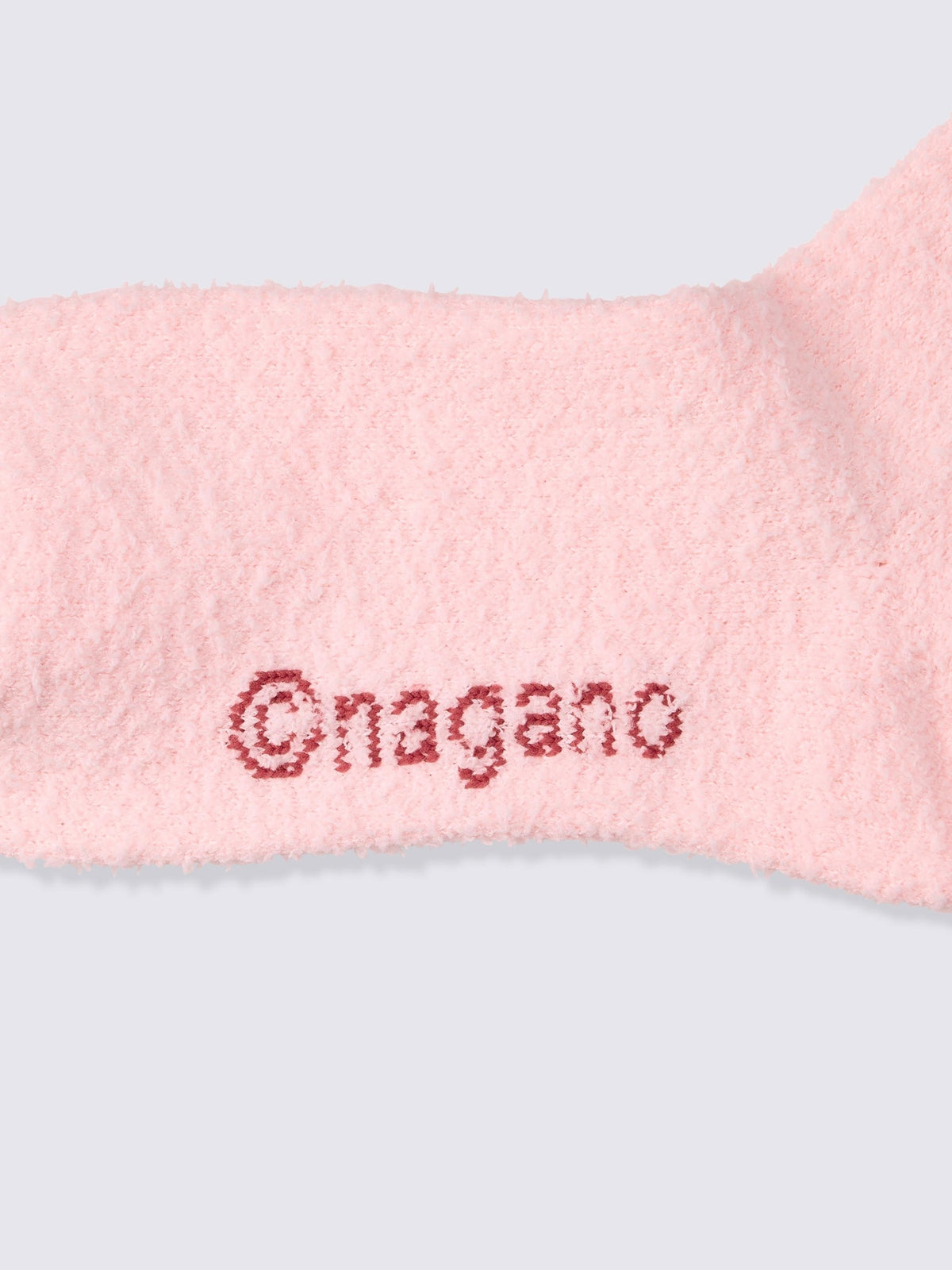 Chiikawa Snow Day Chiikawa Fluffy Room Socks — 2 Pairs — official product photograph