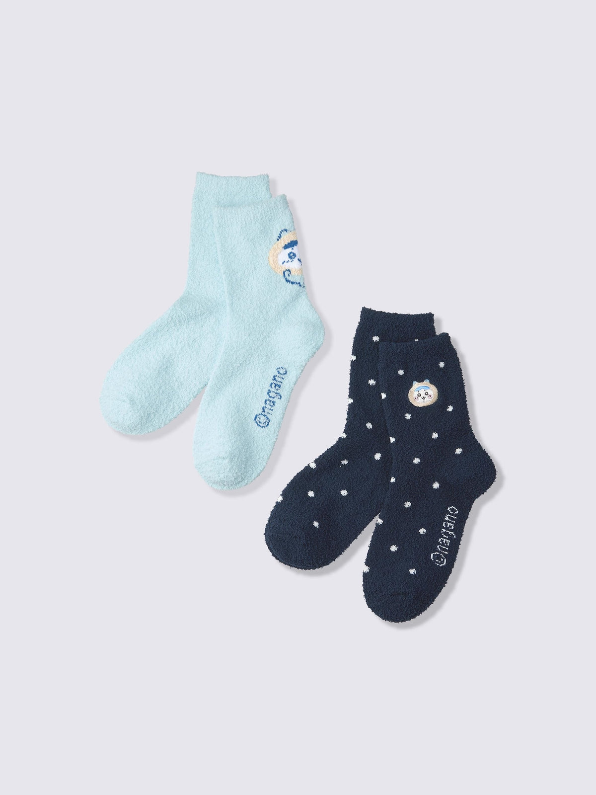 Chiikawa Snow Day Hachiware Fluffy Room Socks — 2 Pairs — official product photograph