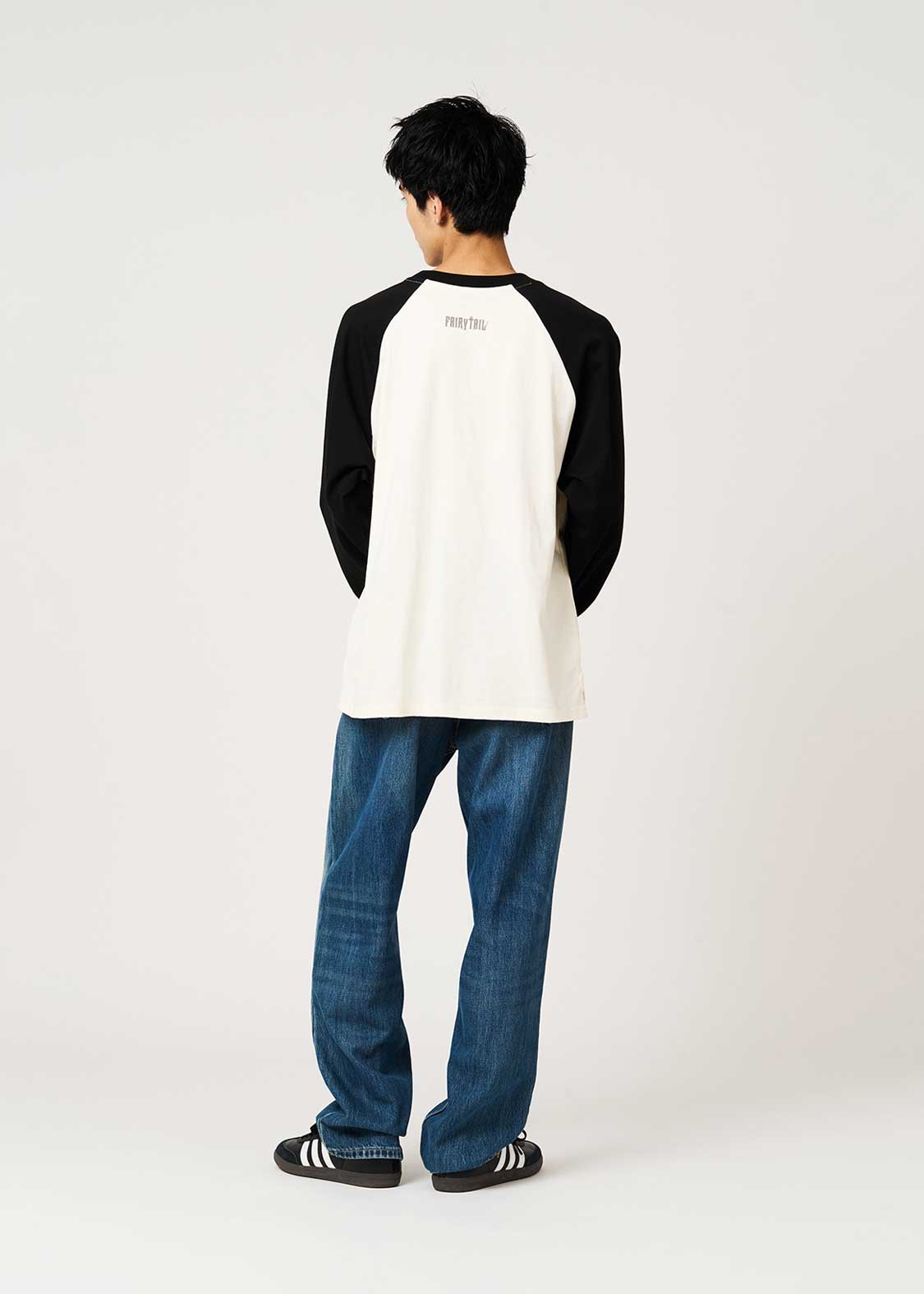 Fairy Tail 20th Anniversary Collaboration Guild Gathering Raglan Long-Sleeve T-Shirt - worn view 3