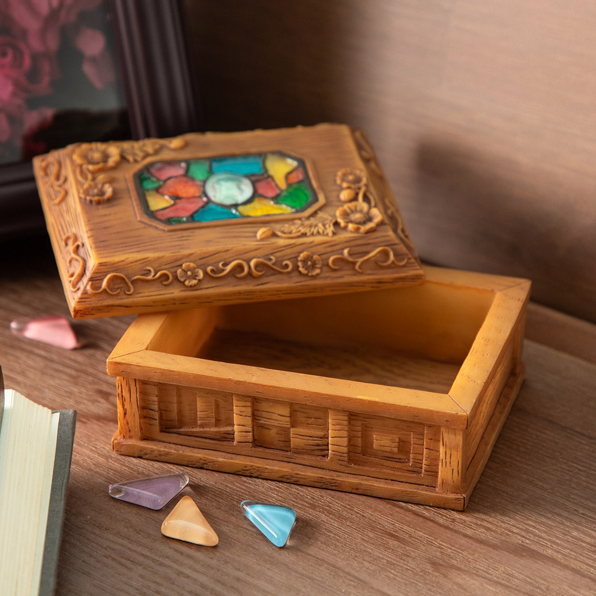 From Up on Poppy Hill Quartier Latin Treasure Box - official view 5