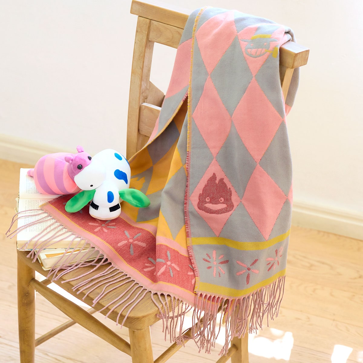 Howl's Moving Castle Howl's Cape Buttoned Stole - official view 9