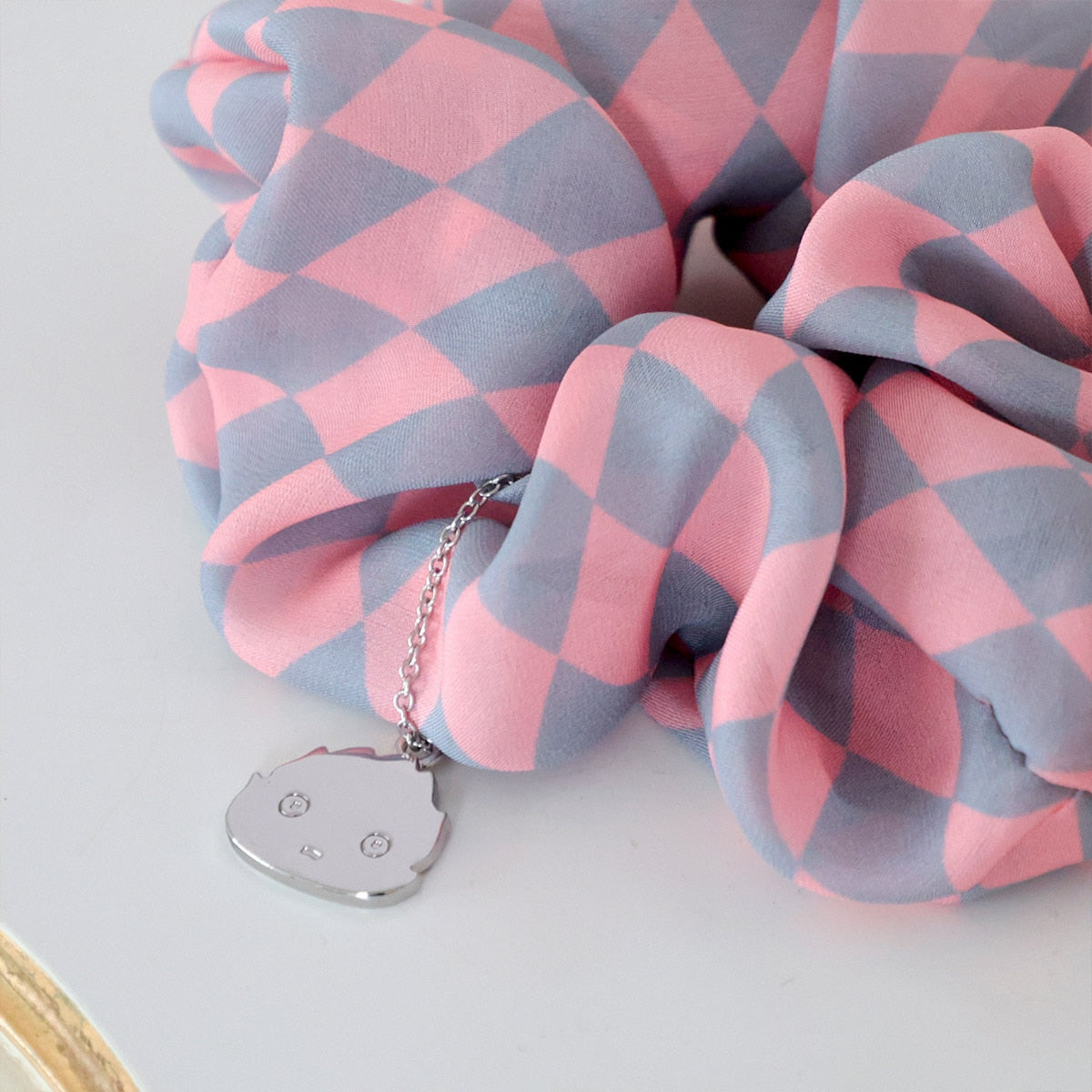 Howl's Moving Castle - Howl's Cloak Scrunchie with Calcifer Charm - official product view 5
