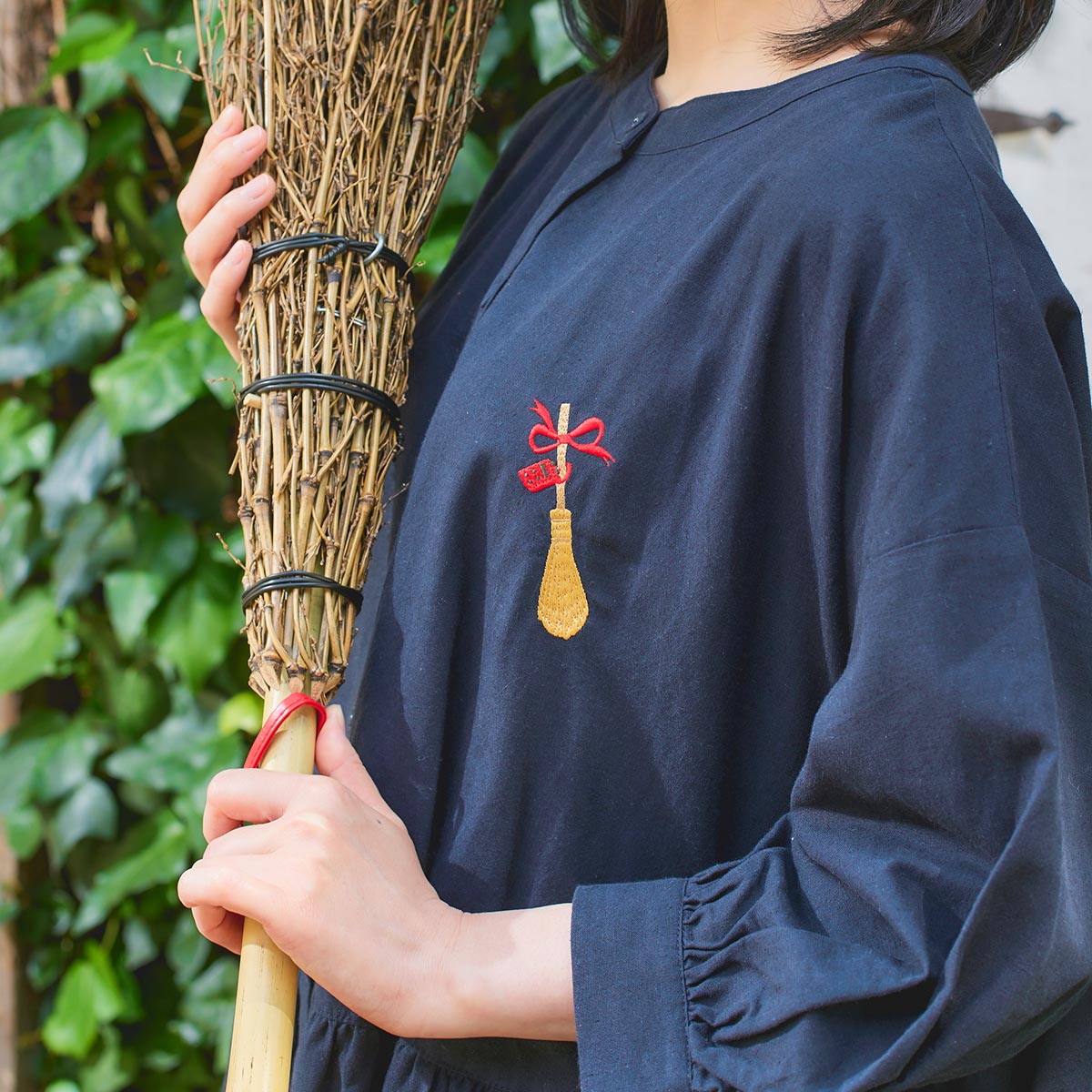 Kiki's Delivery Service Donguri Closet 2-Way Shirt Dress - Witch Essentials Navy - official view 3