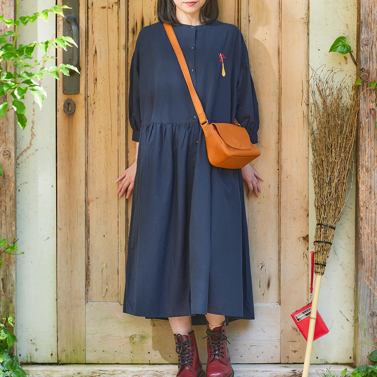 Kiki's Delivery Service Donguri Closet 2-Way Shirt Dress - Witch Essentials Navy - official view 4