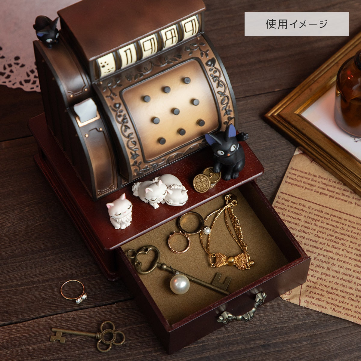 Kiki's Delivery Service Jiji at the Bakery Counter Music Box - official view 12