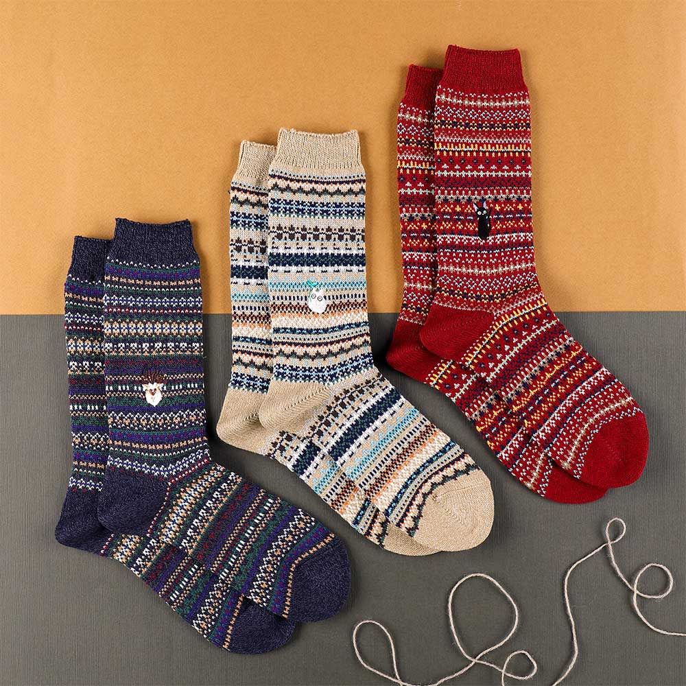 Kiki's Delivery Service Jiji Fair Isle Embroidered Socks 25-27 cm - official view 2