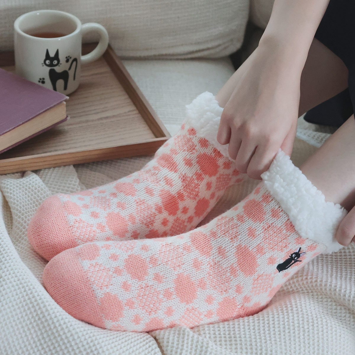 Kiki's Delivery Service Jiji Paw-Print Boa-Lined Socks 23-24 cm - official view 7