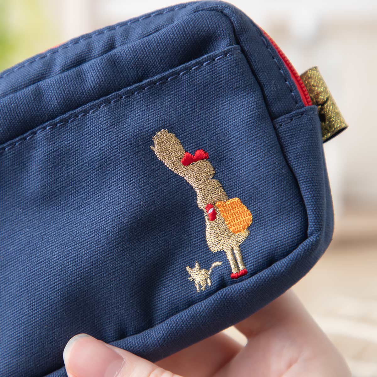 Kiki's Delivery Service Kiki Silhouette Mini Pouch - official view 3