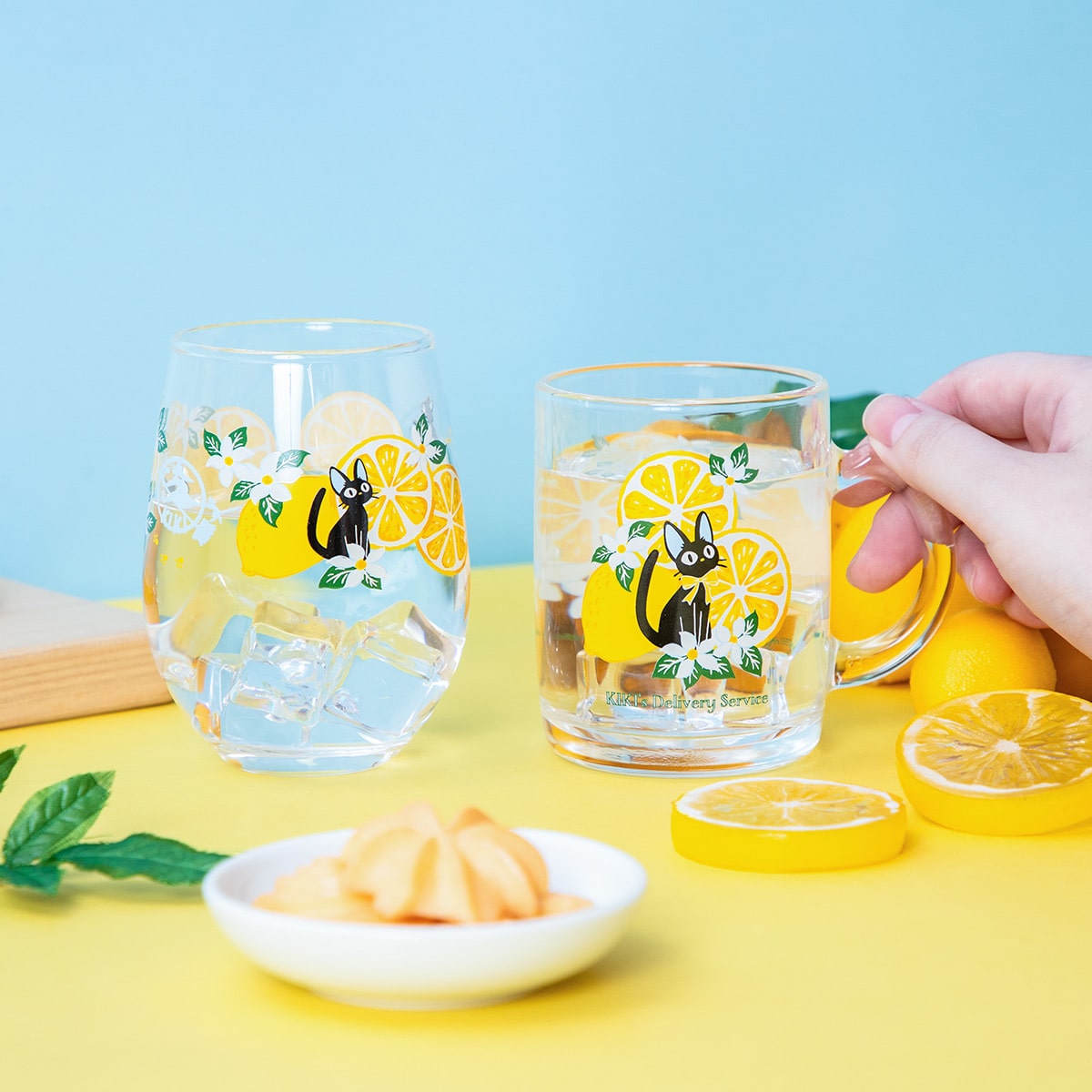 Kiki's Delivery Service Lemon Flower Jiji Glass Mug - official view 9