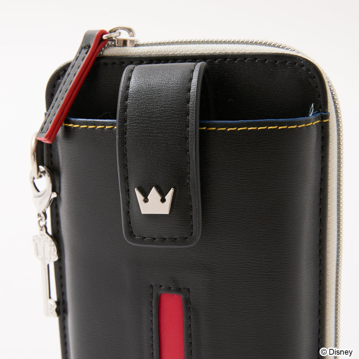 Kingdom Hearts × SuperGroupies — Sora Model Shoulder Multi-Pouch, official product view 5