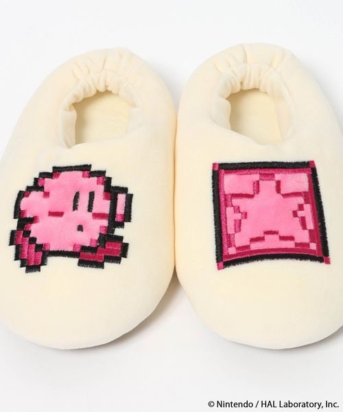 Kirby room slippers - official product photo 13