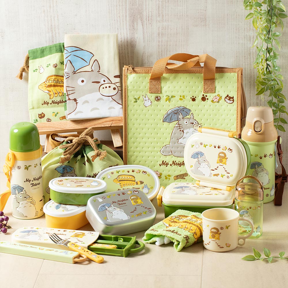 My Neighbor Totoro Catbus Large Lunch Cloth - official view 3