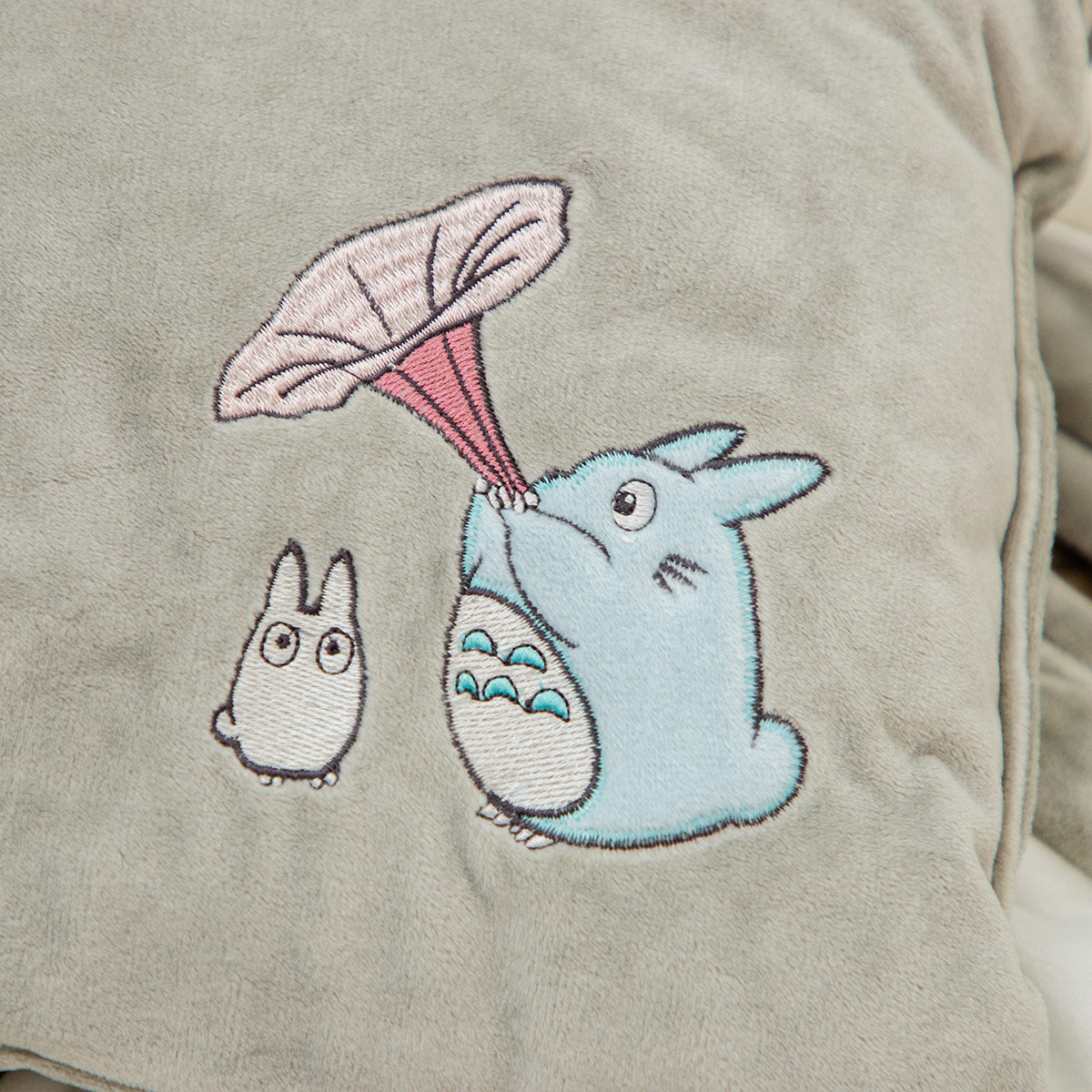My Neighbor Totoro Character Sleeping Bags with Pillows (2 Types) - Totoro - official view 7