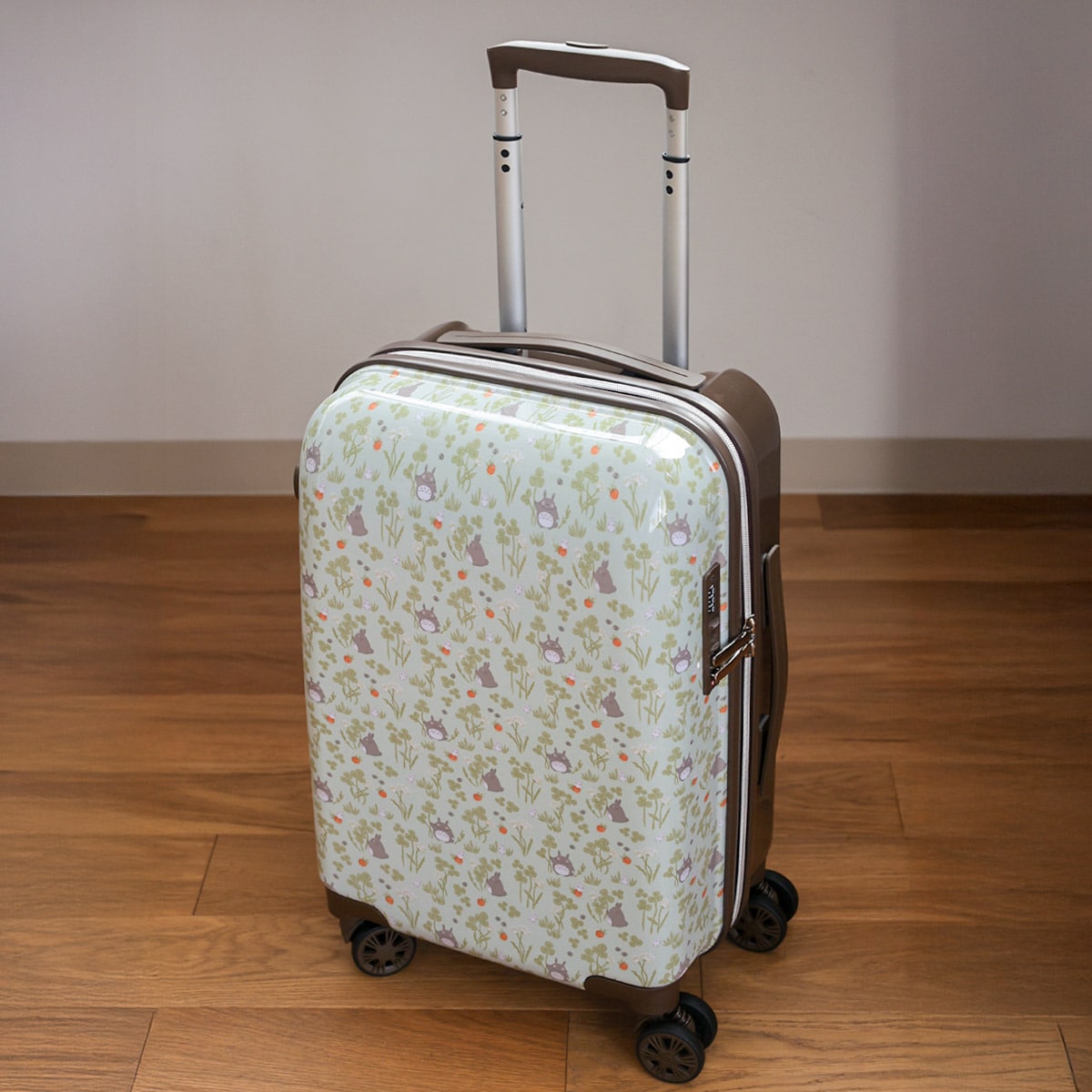 My Neighbor Totoro Clover Series Carry Case S - official view 1
