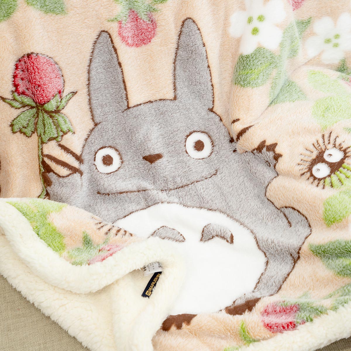 My Neighbor Totoro - Found Strawberries Blankets (3 Types) - Lap - official view 4