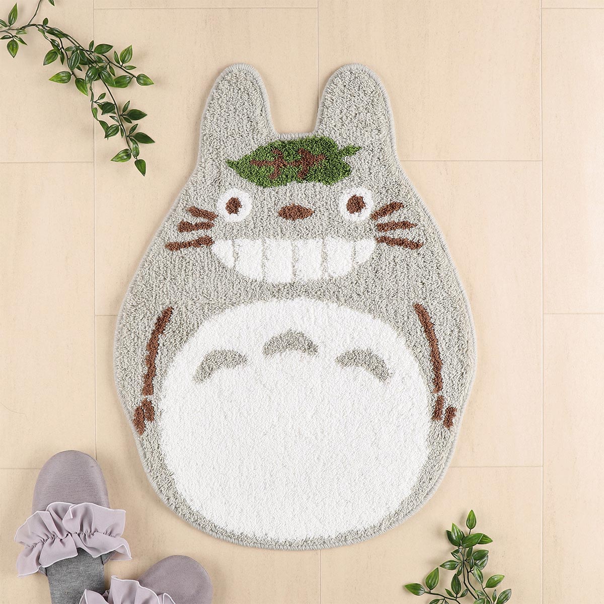 My Neighbor Totoro - Relaxing Totoro Accent Mat - official product view 1