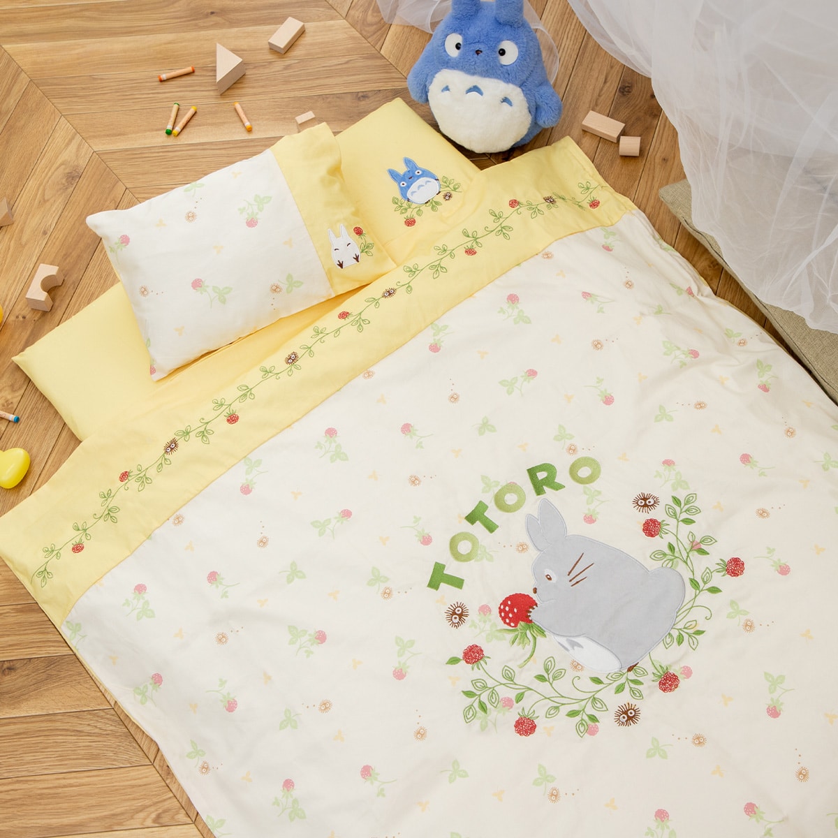 My Neighbor Totoro Strawberry Picking Baby Futon Complete Set Of 10 Types - official view 1