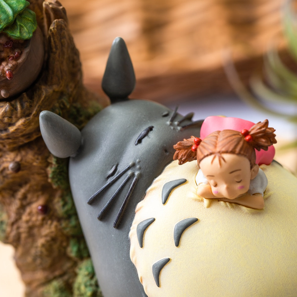 My Neighbor Totoro Totoro and Mei Music Box - official view 4