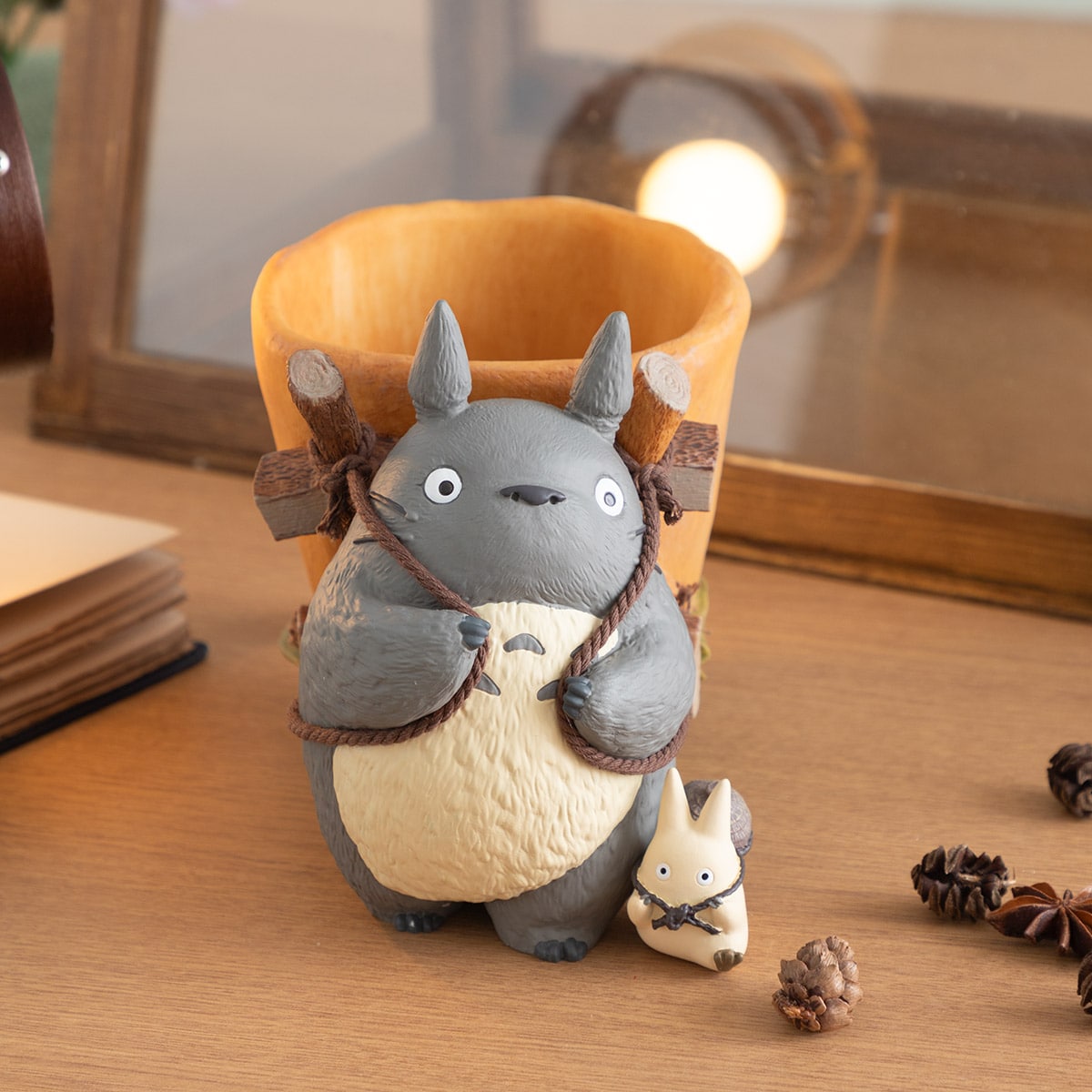 My Neighbor Totoro Totoro Delivery Planter Cover - official view 2