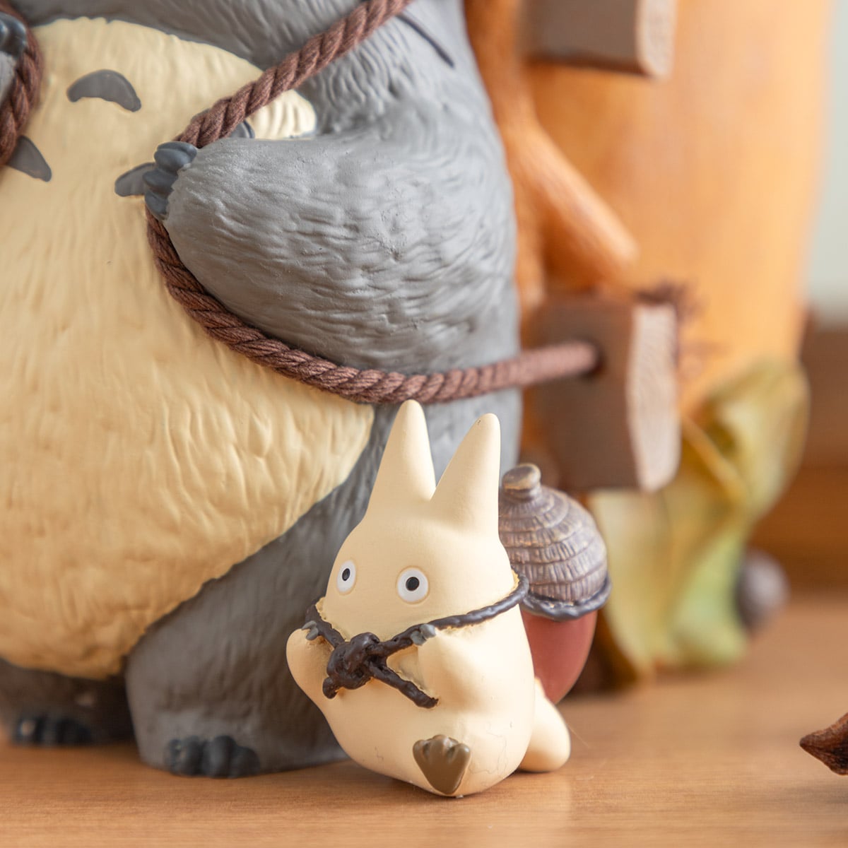 My Neighbor Totoro Totoro Delivery Planter Cover - official view 7
