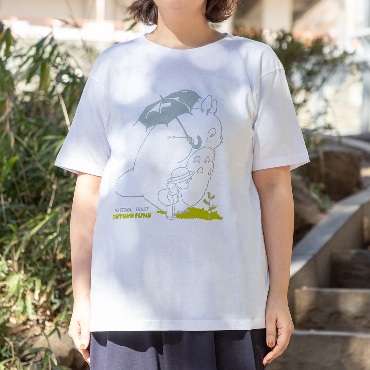 My Neighbor Totoro Totoro Fund Umbrella T-Shirt - White - official view 1
